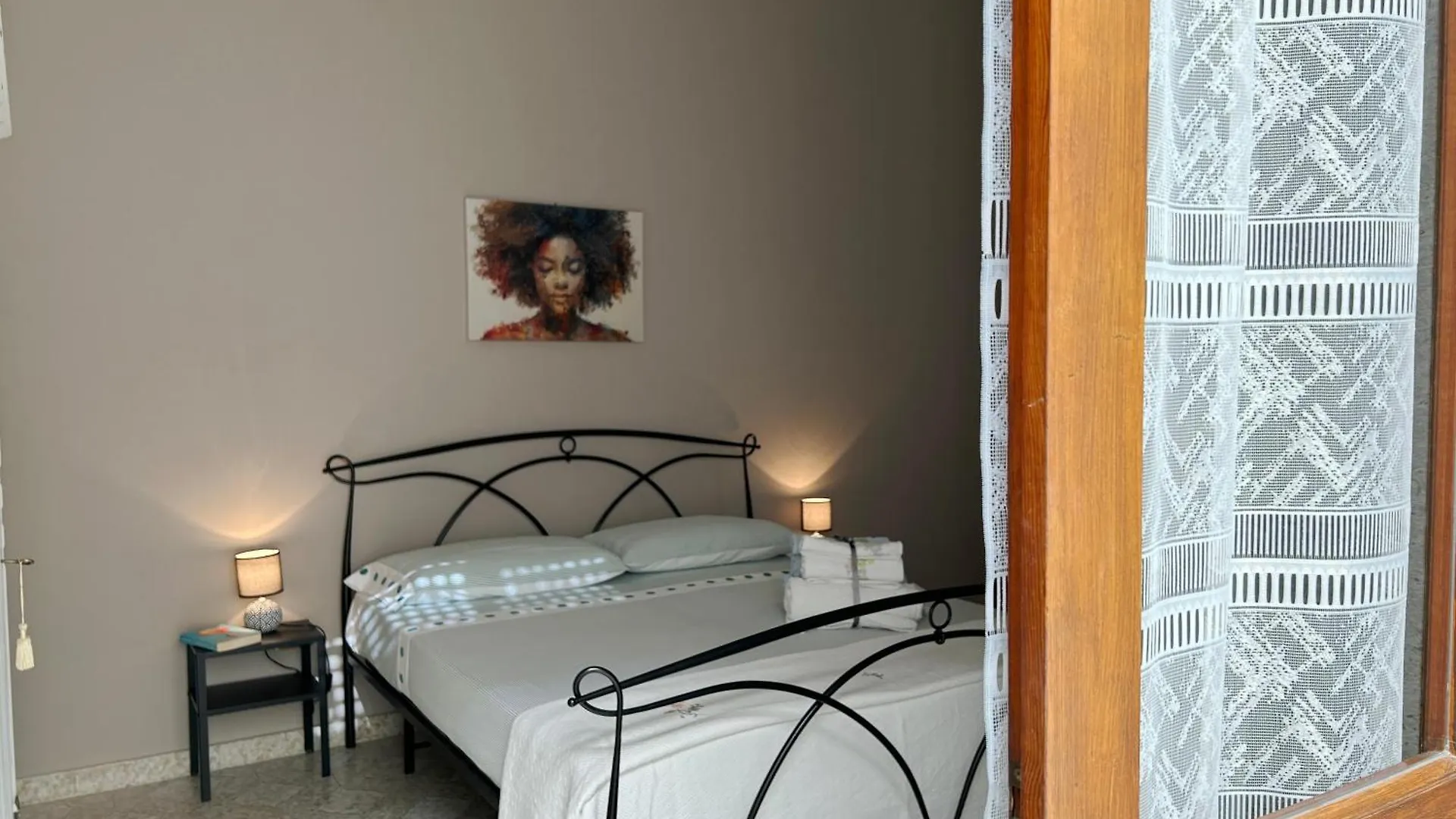 Lina'S Home Near The Sandy Beach & With Wifi Avola Apartment